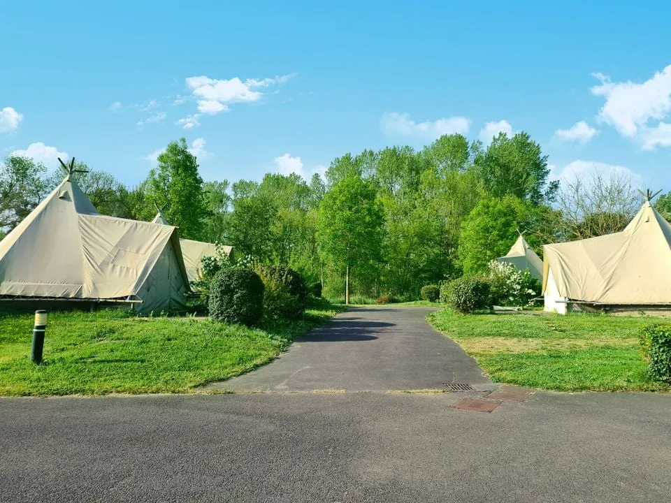 Le Tipi du Val de Braye à Bessé-sur-Braye, photo 2