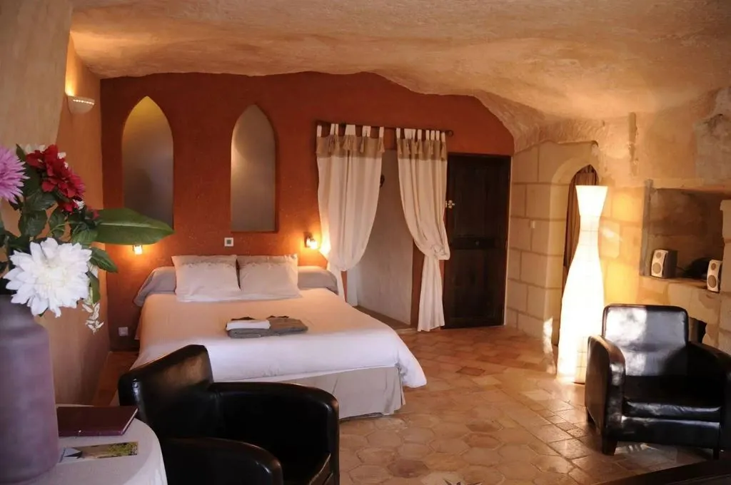 Hôtel Troglododo, troglodyte à Azay-le-Rideau