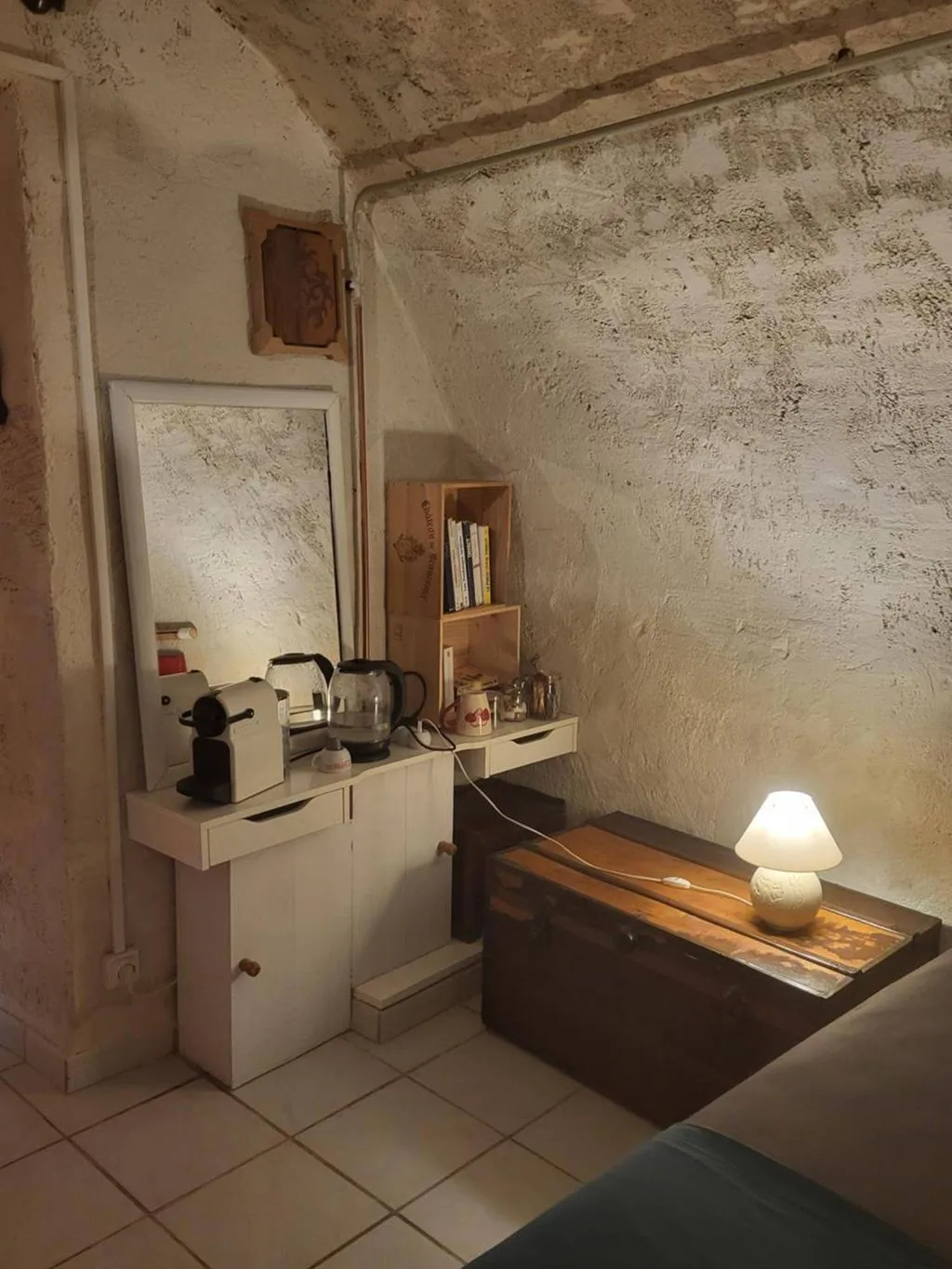 La Troglodyte, troglodyte à Sérignan-du-Comtat