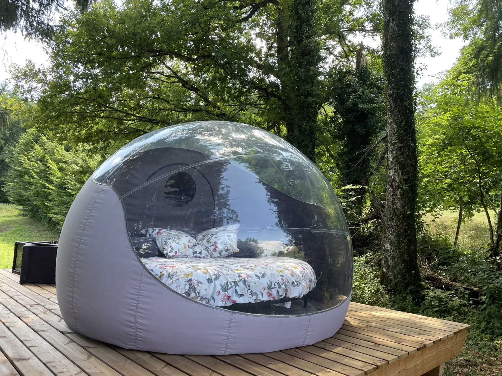 Bulle transparente et son spa à Merlas, photo 2
