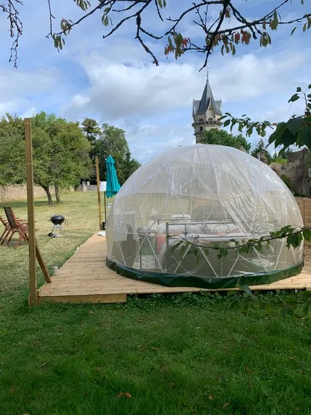 Jolie bulle sous les étoiles & Spa à Villiers-au-Bouin, photo 4