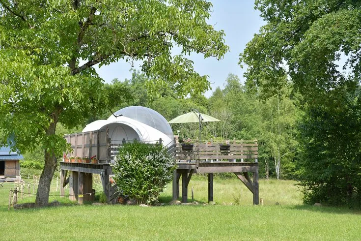 Bulle Hirondelle à Quarré-les-Tombes, photo 2