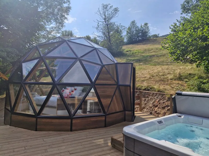Bulle de Printemps & Spa, bulle à Mandailles-Saint-Julien