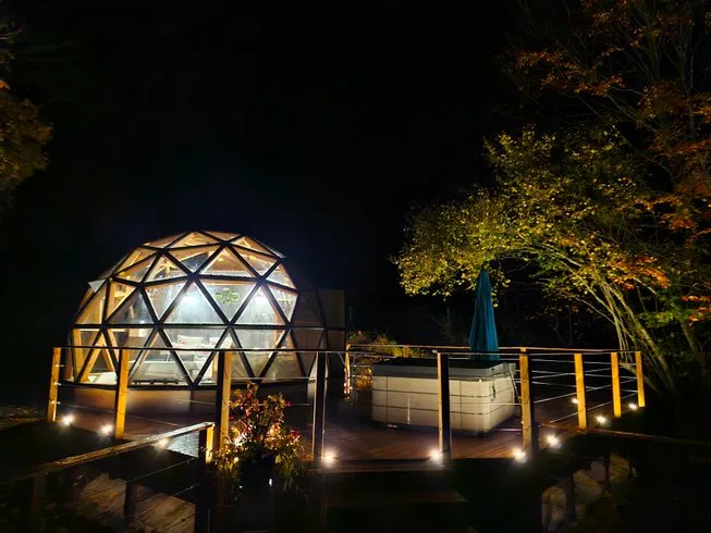 Bulle de Printemps & Spa à Mandailles-Saint-Julien, photo 2