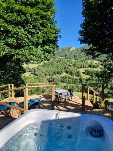 Bulle de Printemps & Spa à Mandailles-Saint-Julien, photo 3