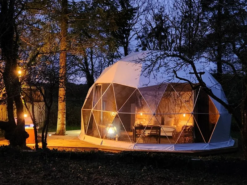 Le Dôme & spa, dôme à Saint-Jean-d'Elle