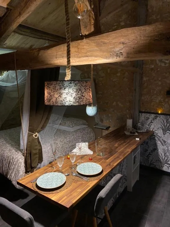 Love Hôtel Najatte à Bourg, photo 4