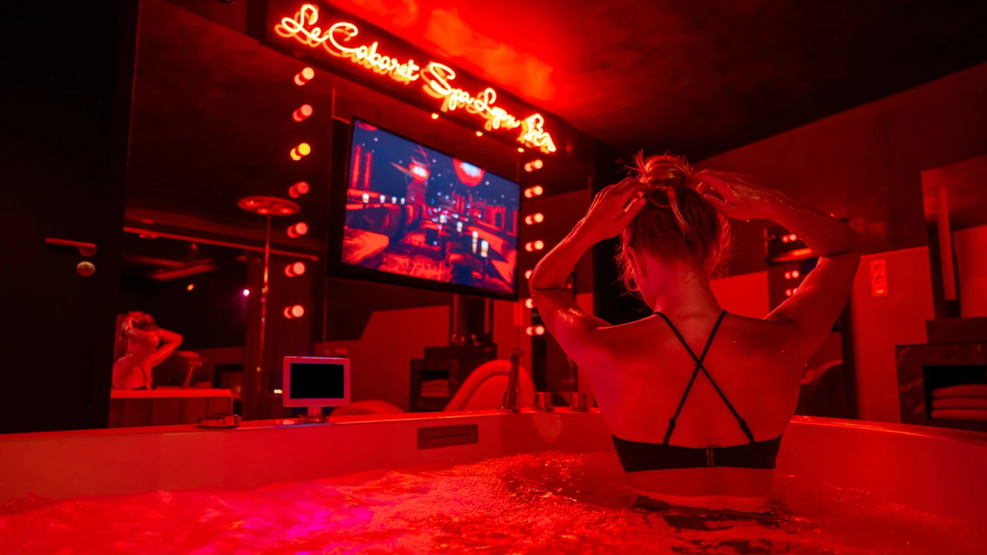 Secret Cabaret Spa à Lyon, photo 4