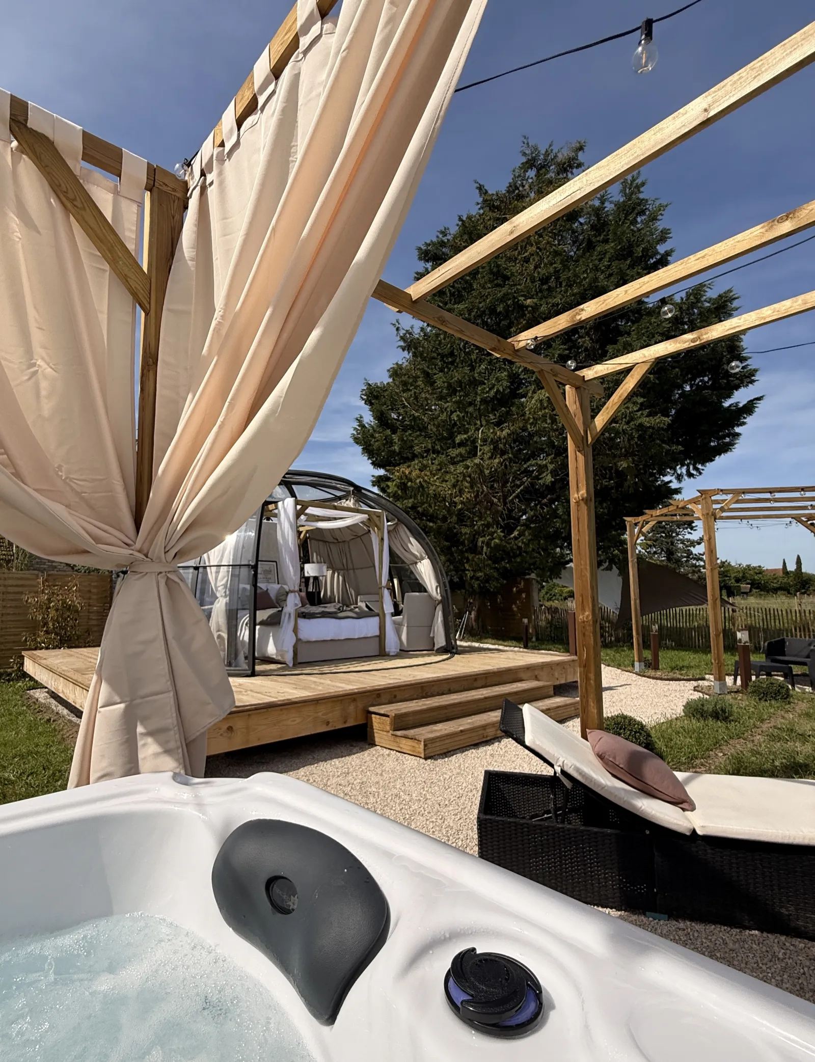 La Bulle & Spa du Clos des Prés, bulle à Saint-Martin-en-Gâtinois