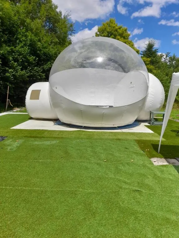 Bulle avec jacuzzi privatif à Notre-Dame-dʼElle, photo 4