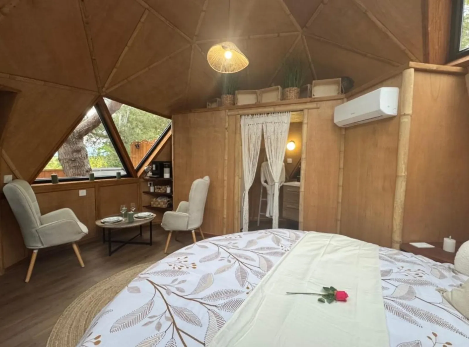 Dôme géodésique en bois à Montady, photo 4