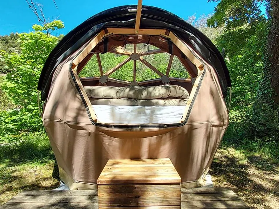 Le Dodôme du Vallon du Luberon, dôme à Bonnieux