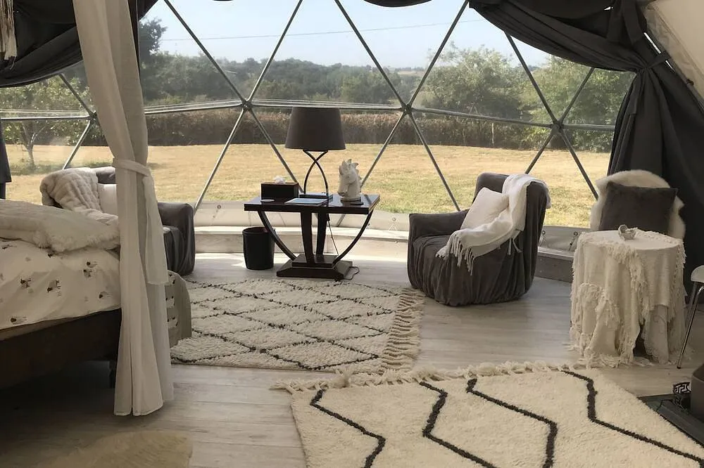Dôme de glamping de Saint-Sulpice, dôme à Saint-Sulpice