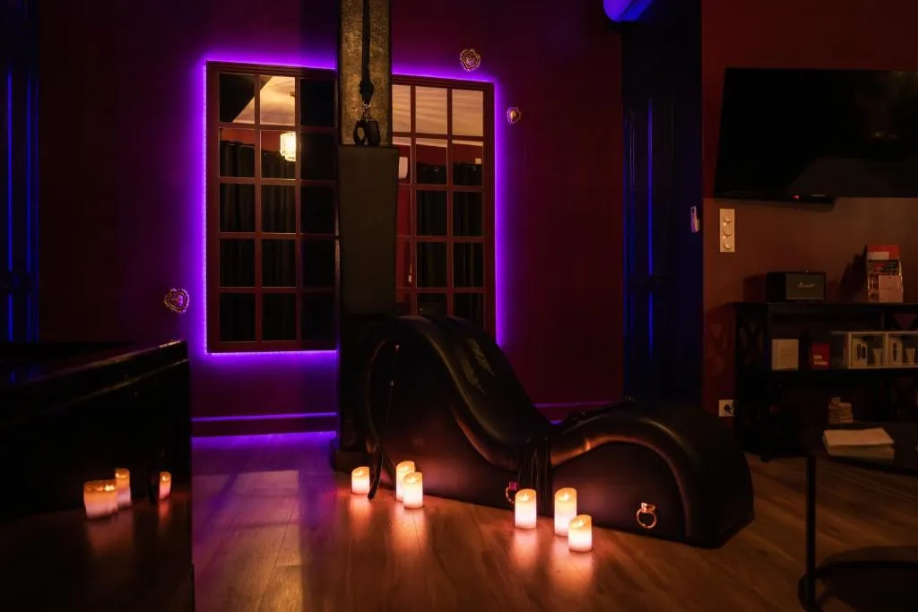 Suite Balnéo Jeux Coquins à Roanne, photo 3