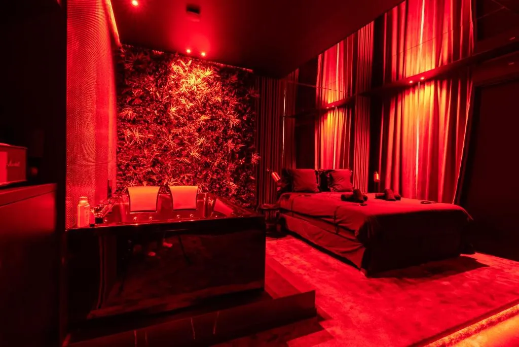 Évasion Intime, love room à Cannes