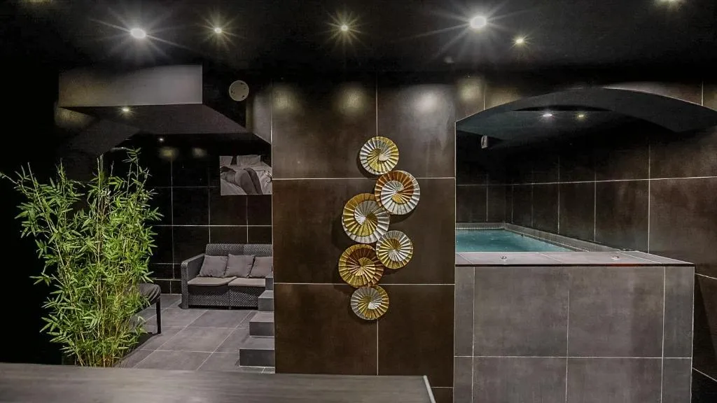 Jacuzzi XXL à L'Escarène, photo 4