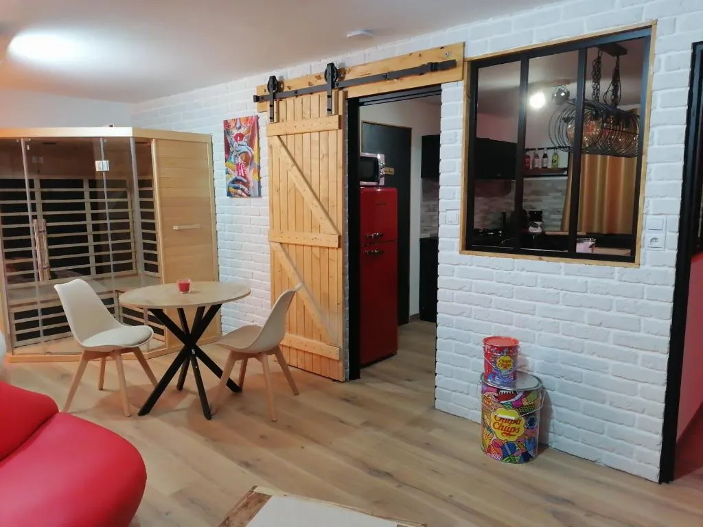 Gîte Pop et Pièce Coquine à Calais, photo 4