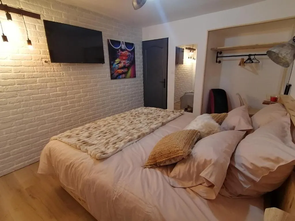 Gîte Pop et Pièce Coquine à Calais, photo 7