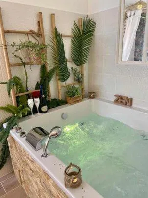 Lover's Room Tropic à Verton, photo 7