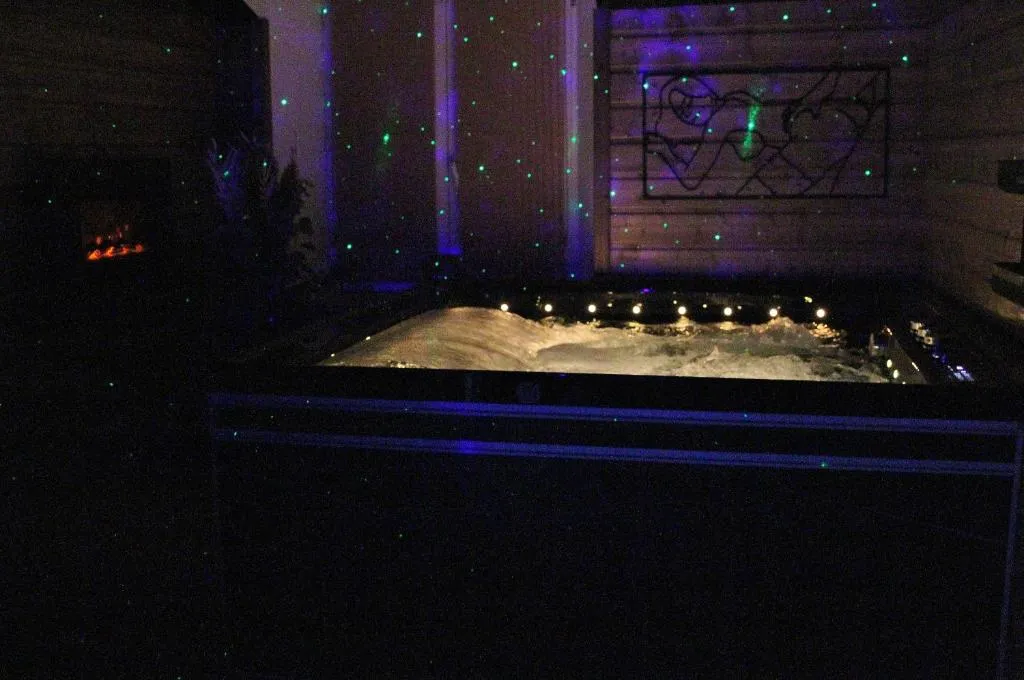 La Crèche Romantique, love room à Bogny-sur-Meuse