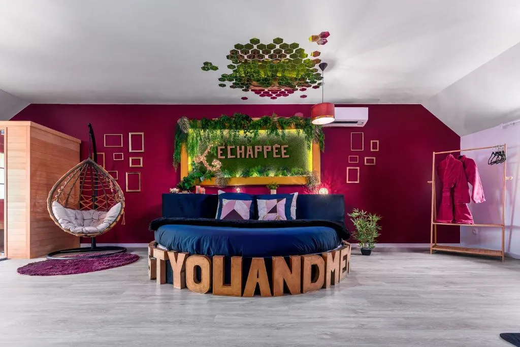 Suite L'Échappée, love room à Pézarches