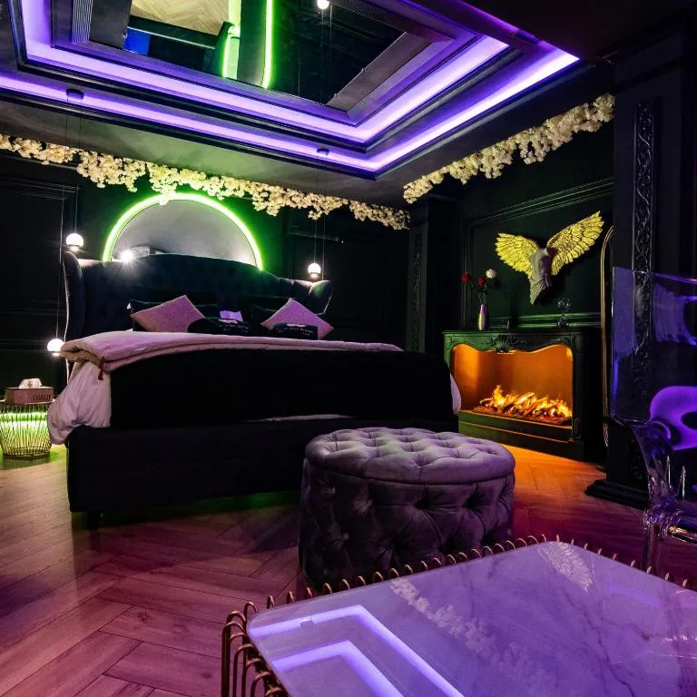 Les Secrets Rooms, love room à Albi