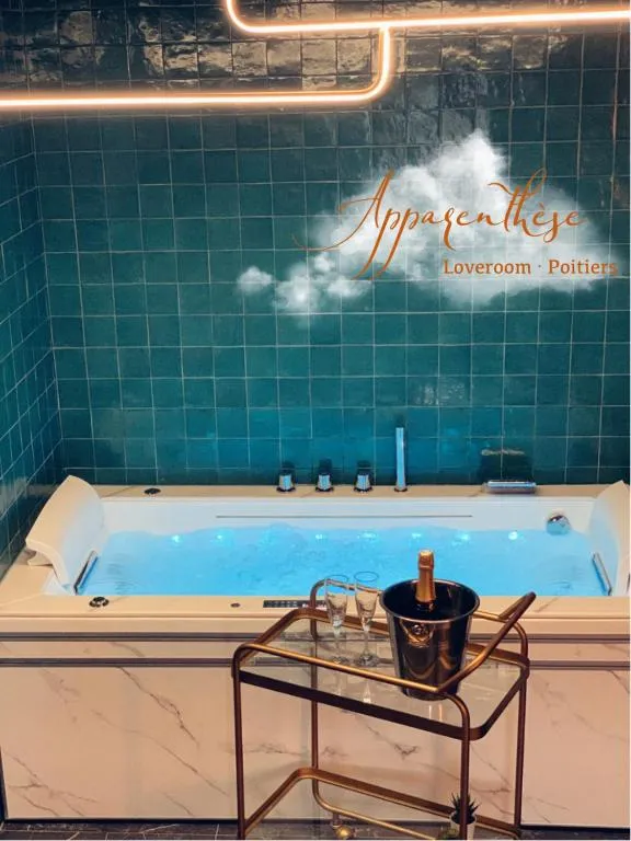 Apparenthèse, love room à Poitiers