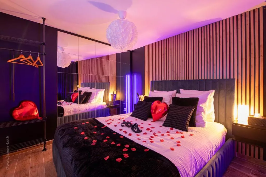 Love Room 91 à Longjumeau, photo 2