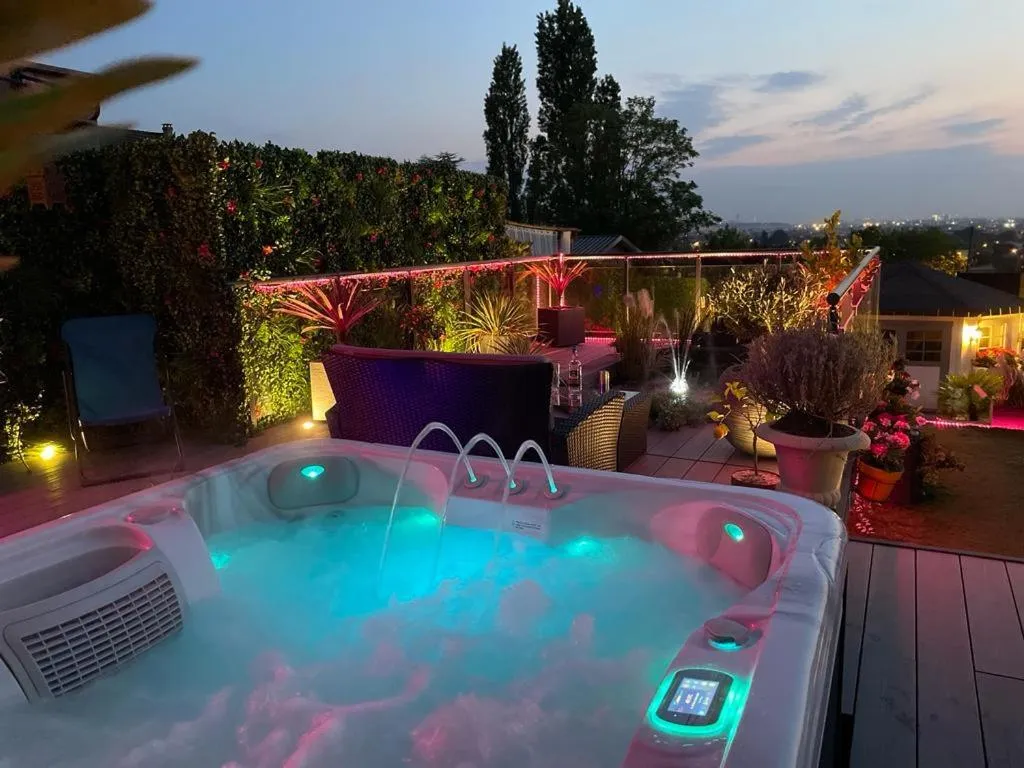 Spa de la Lune à Clichy-sous-Bois, photo 4