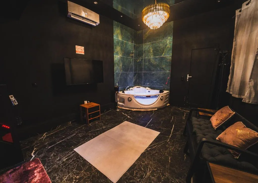 Amour d'une Nuit, love room à Sarcelles