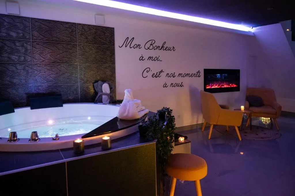Lasuite55, love room à Istres