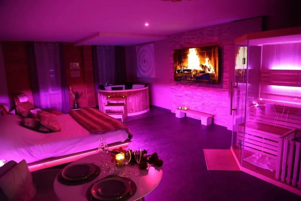 Love Room Spa et Sauna, love room à Saint-Georges-sur-Moulon