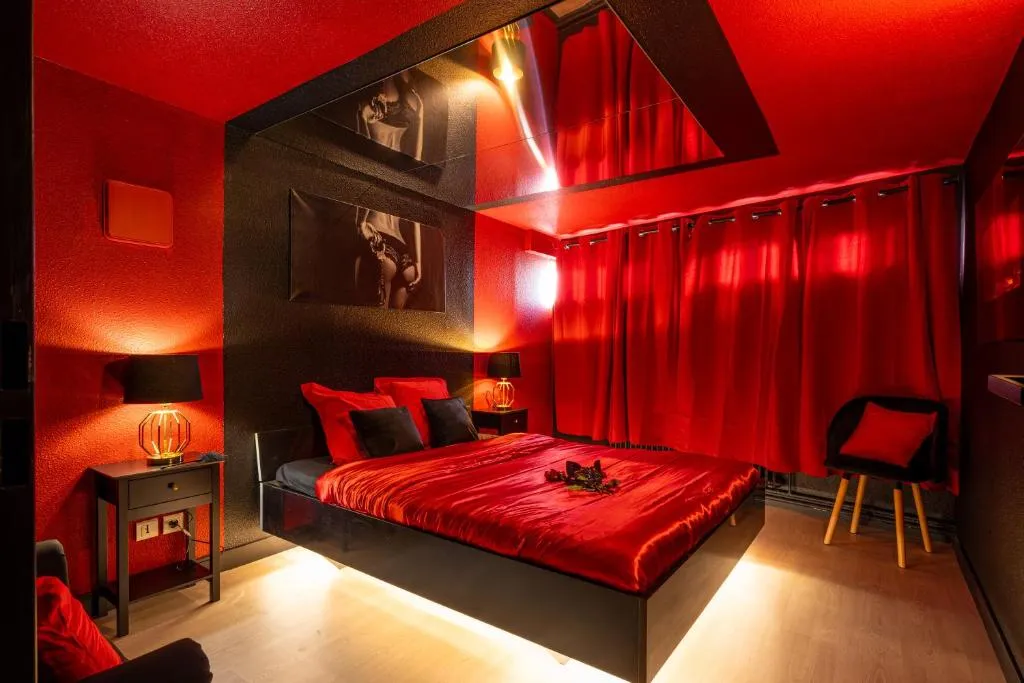 Suite 50 Nuances, love room à Montbéliard