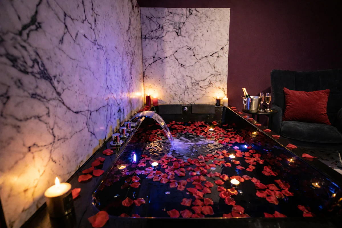Love Room Lie de Vin, love room à La Laigne