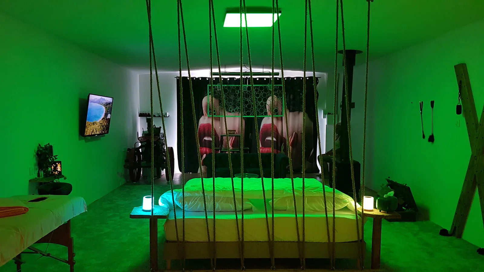 Suite Fraise, love room à Beaufort-en-Anjou