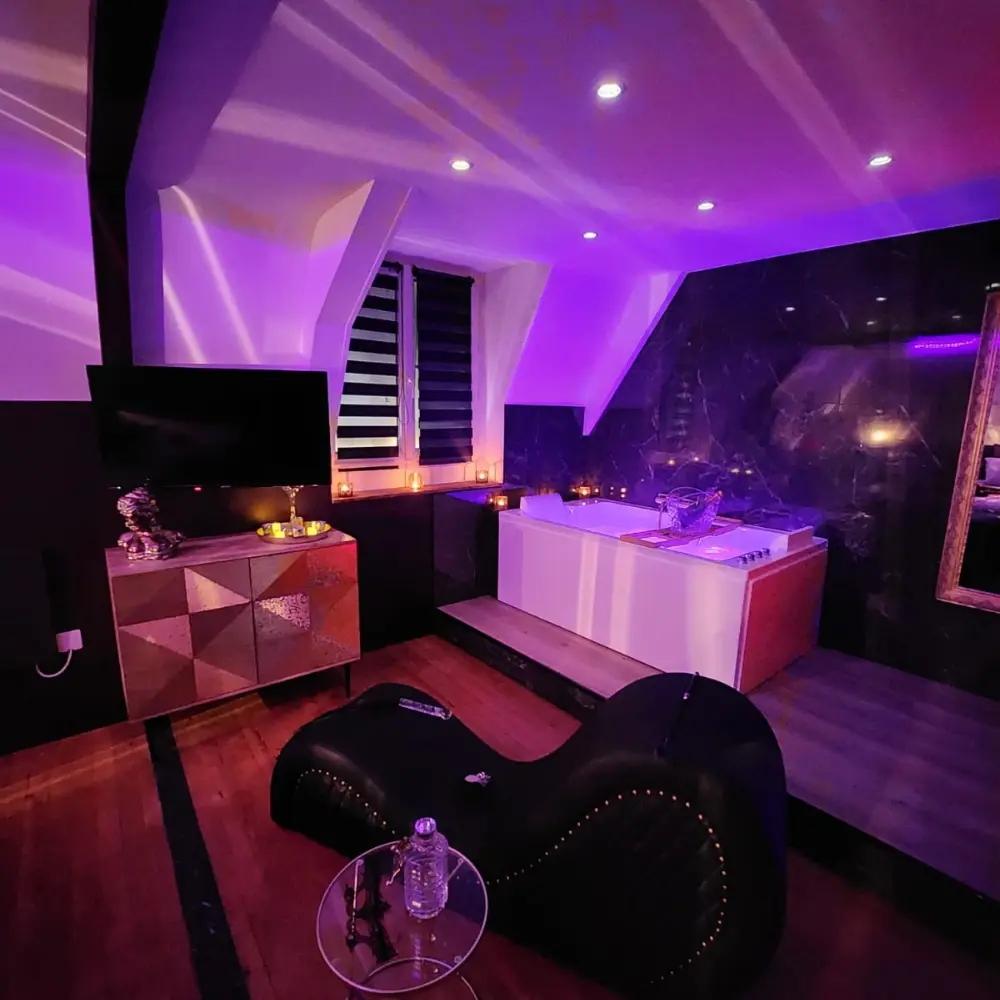 Tu M'aimes Love Room à Caen, photo 6