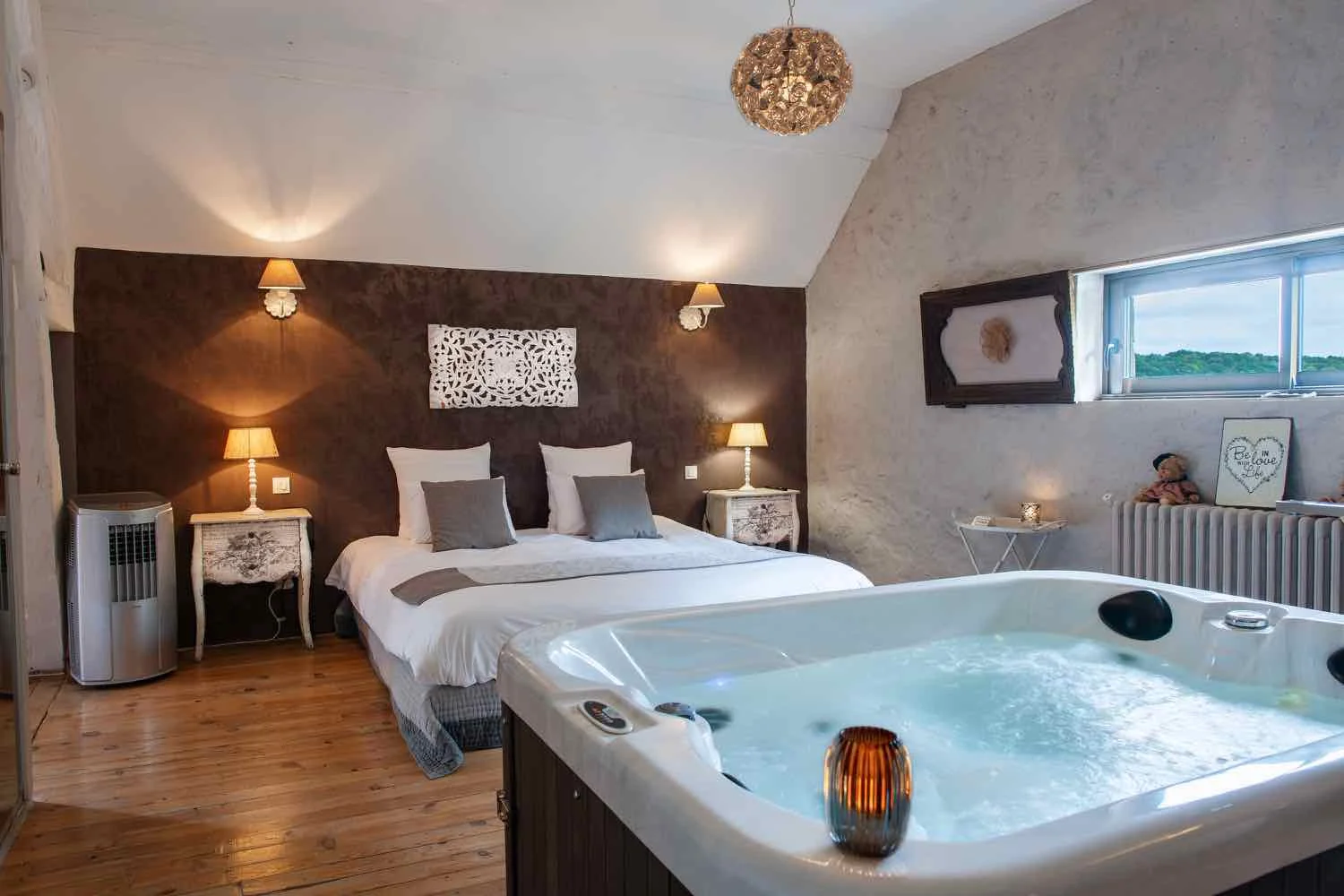 Suite L'Élégant, love room à Vendières