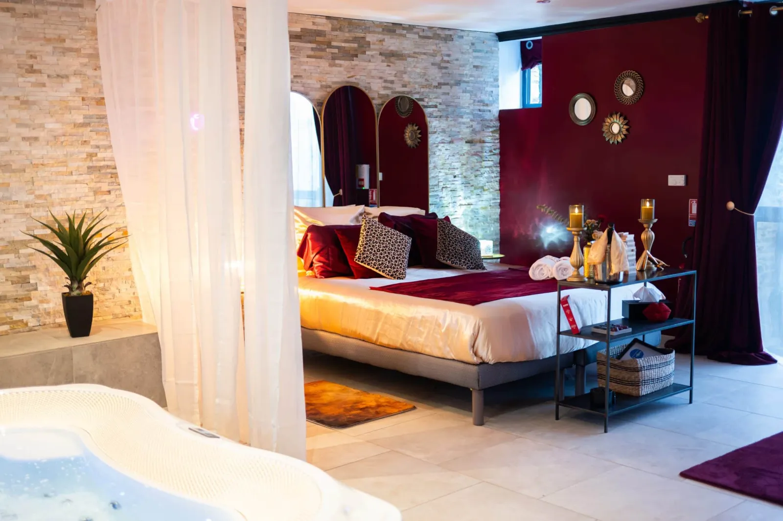 Love Room Fauve, love room à Sainte-Honorine-de-Ducy