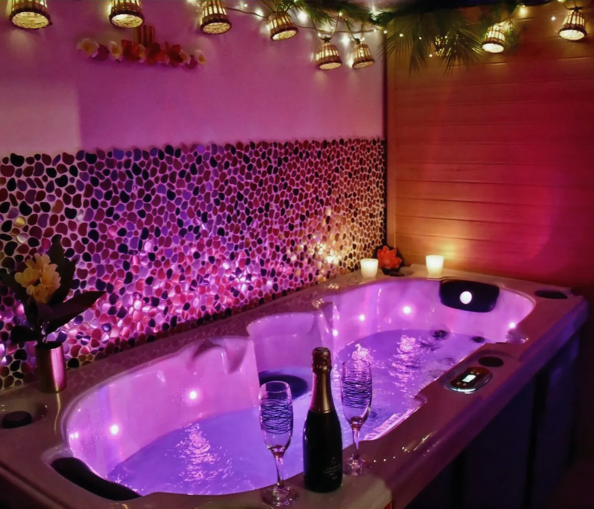 Escale à Bali, love room à Saint-Avaugourd-des-Landes