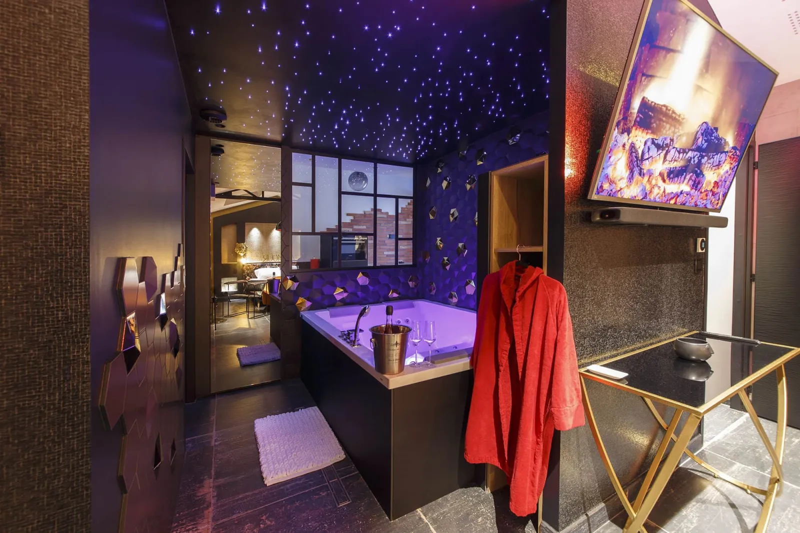 Loveroom 85 à Les Sables-d'Olonne, photo 7