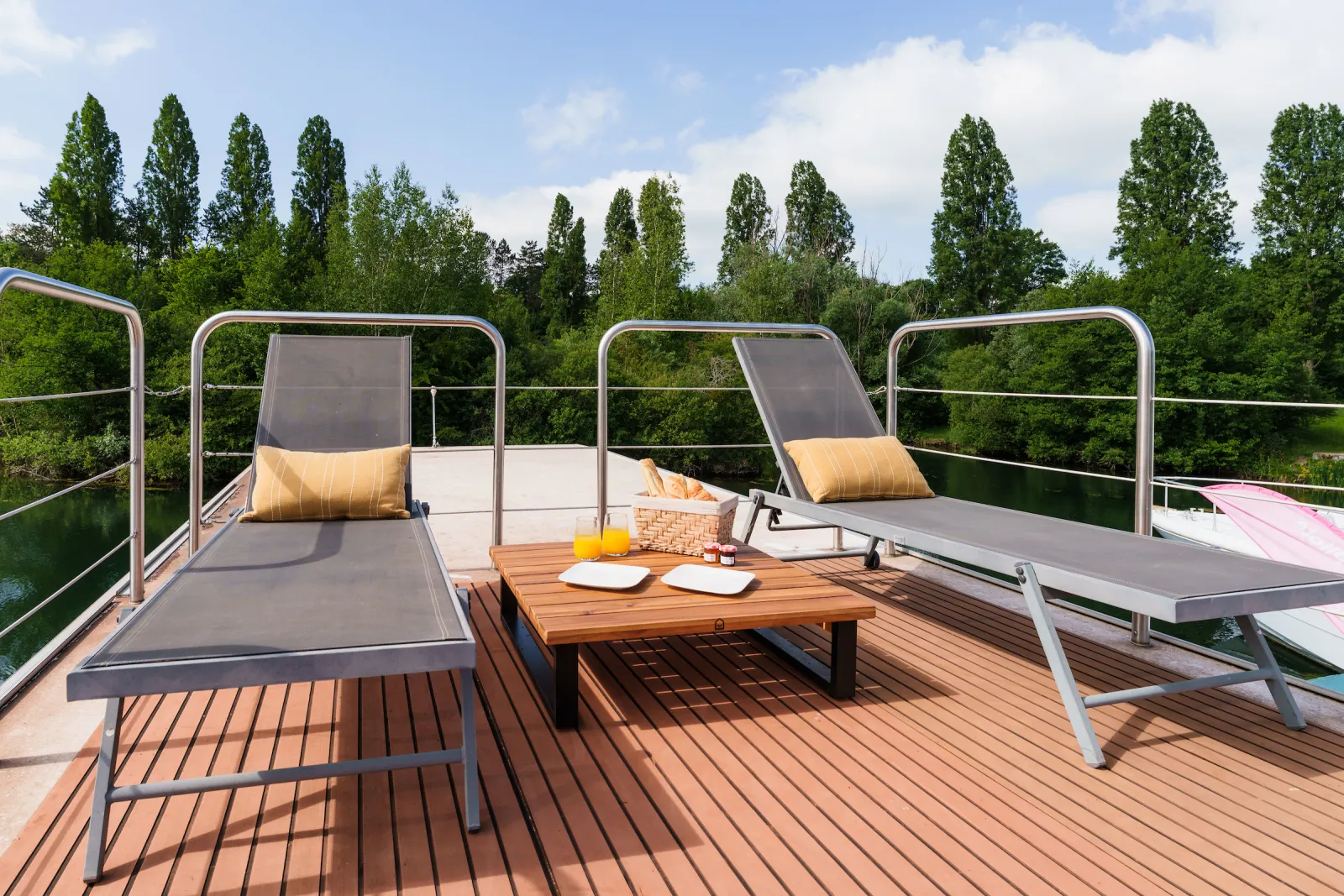 Suite flottante Supérieure Rooftop à Saint-Fargeau-Ponthierry, photo 3