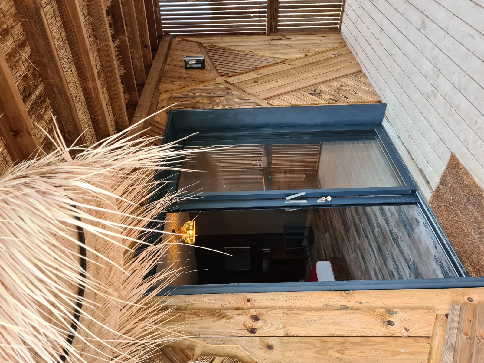Cabane Jacuzzi Pinède à Calvisson, photo 2