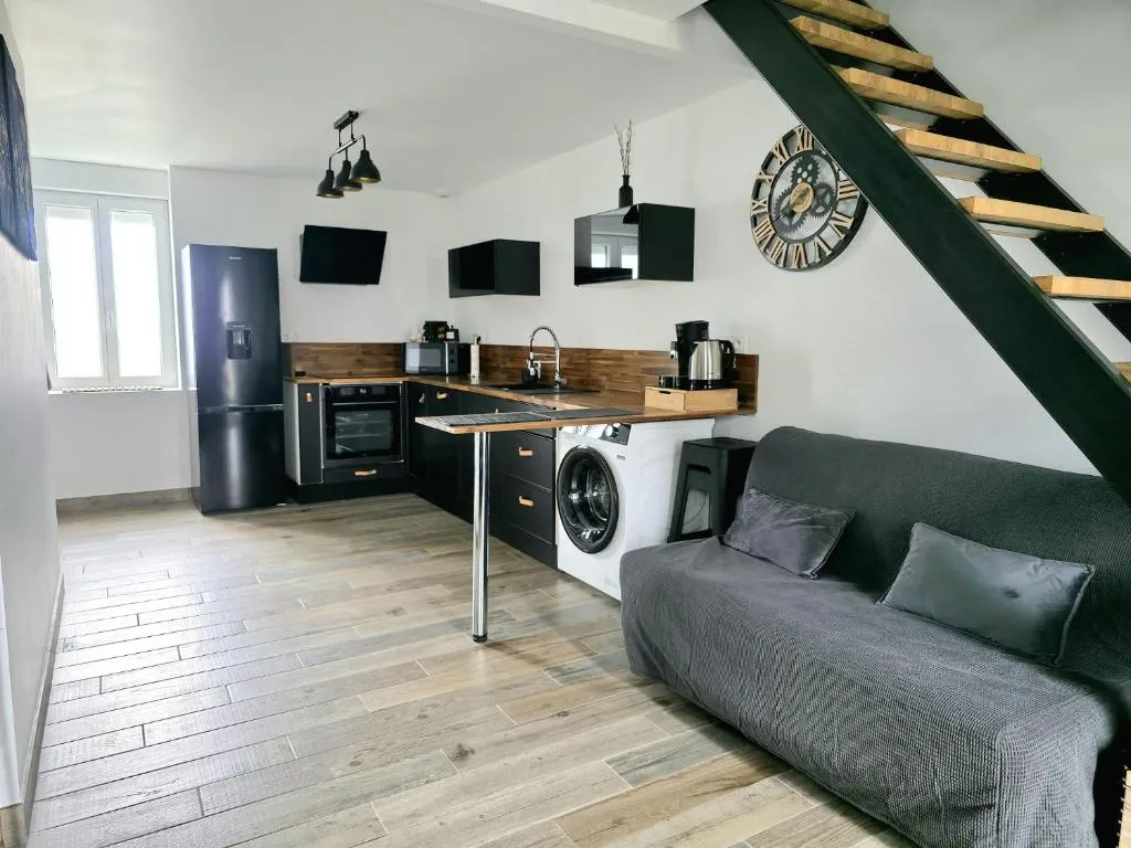 Villa Luxe et Sauna à Domérat, photo 4