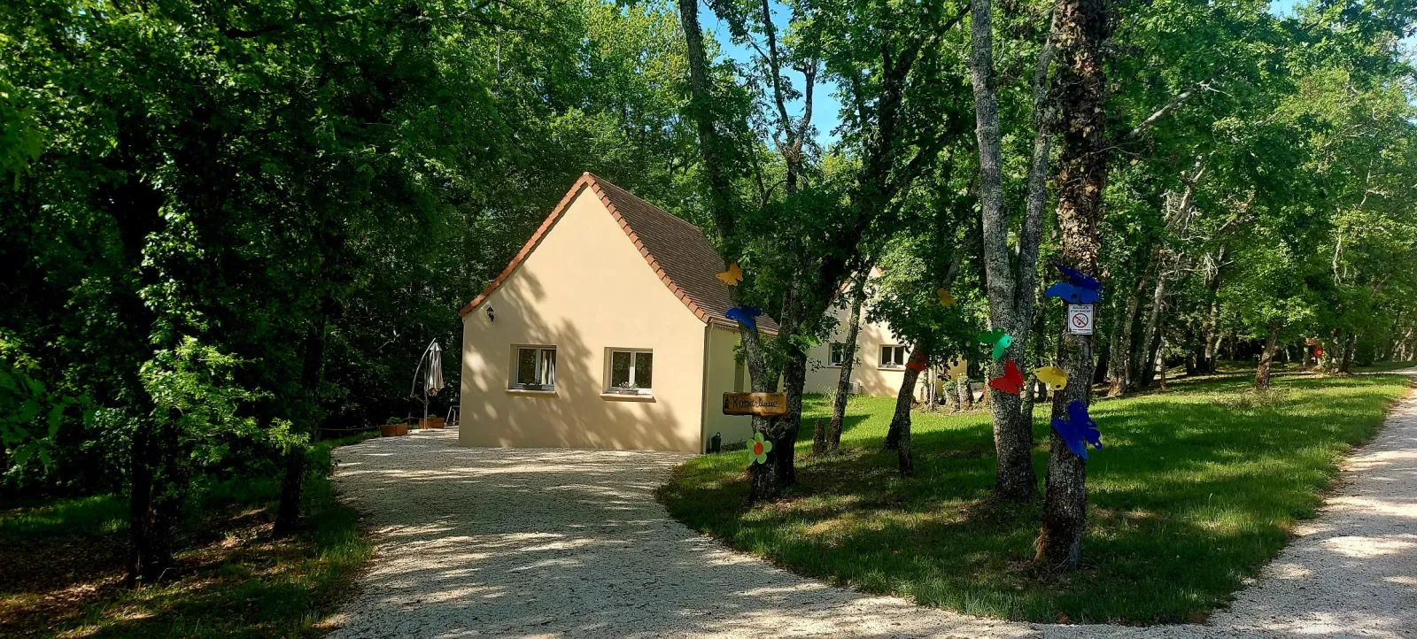 Gîte Romantique et Spa à Saint-Chamassy, photo 7