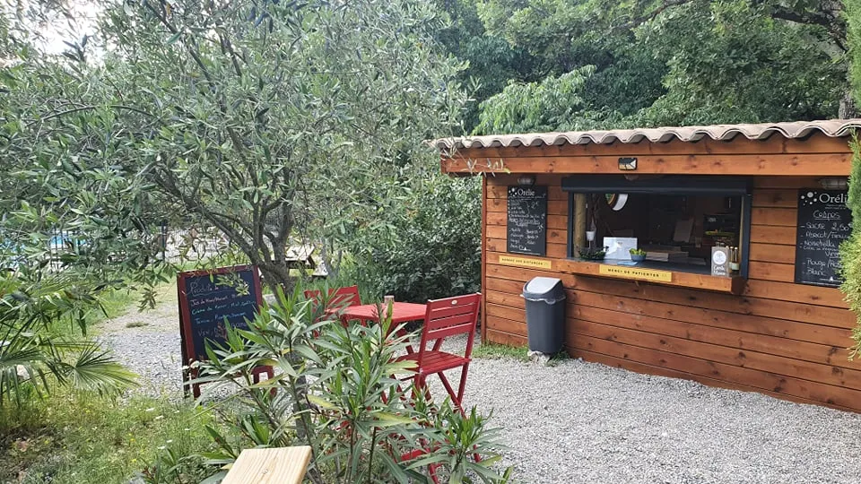 Tipi Lodge à Vogüé, photo 6