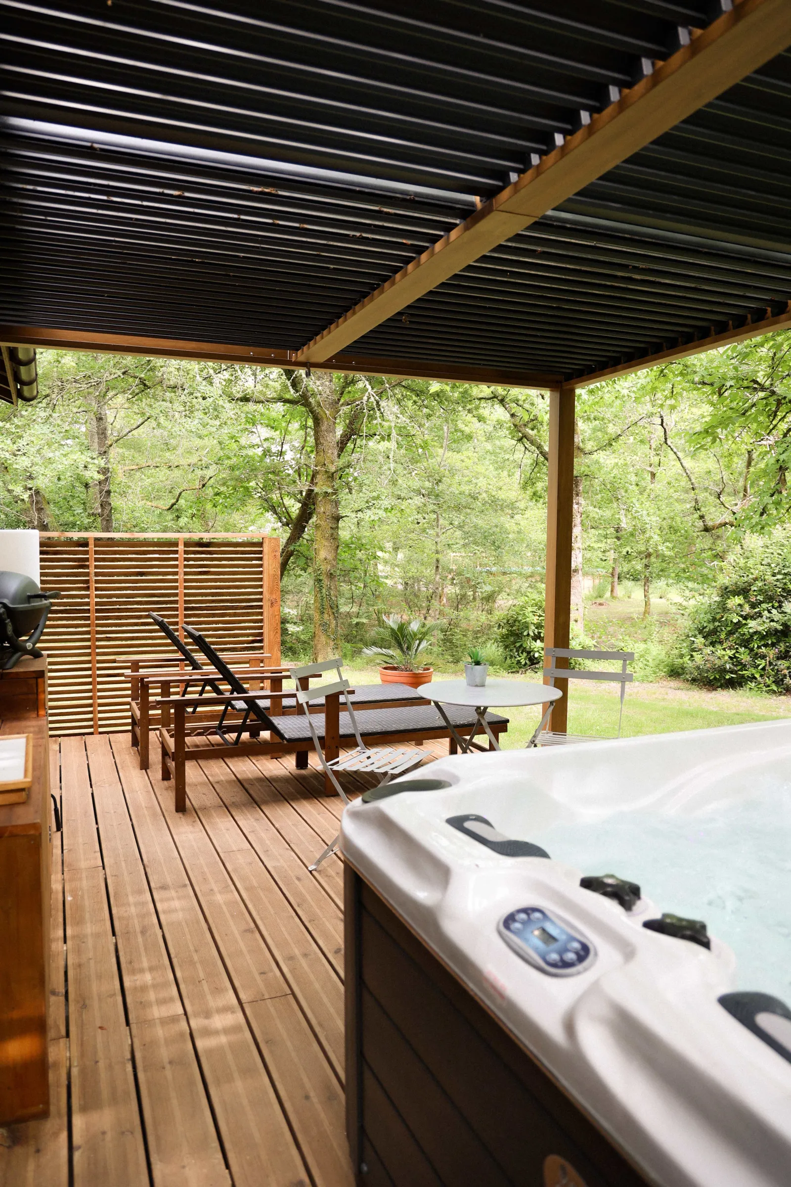 Chalet Romantique & Spa à Marions, photo 4