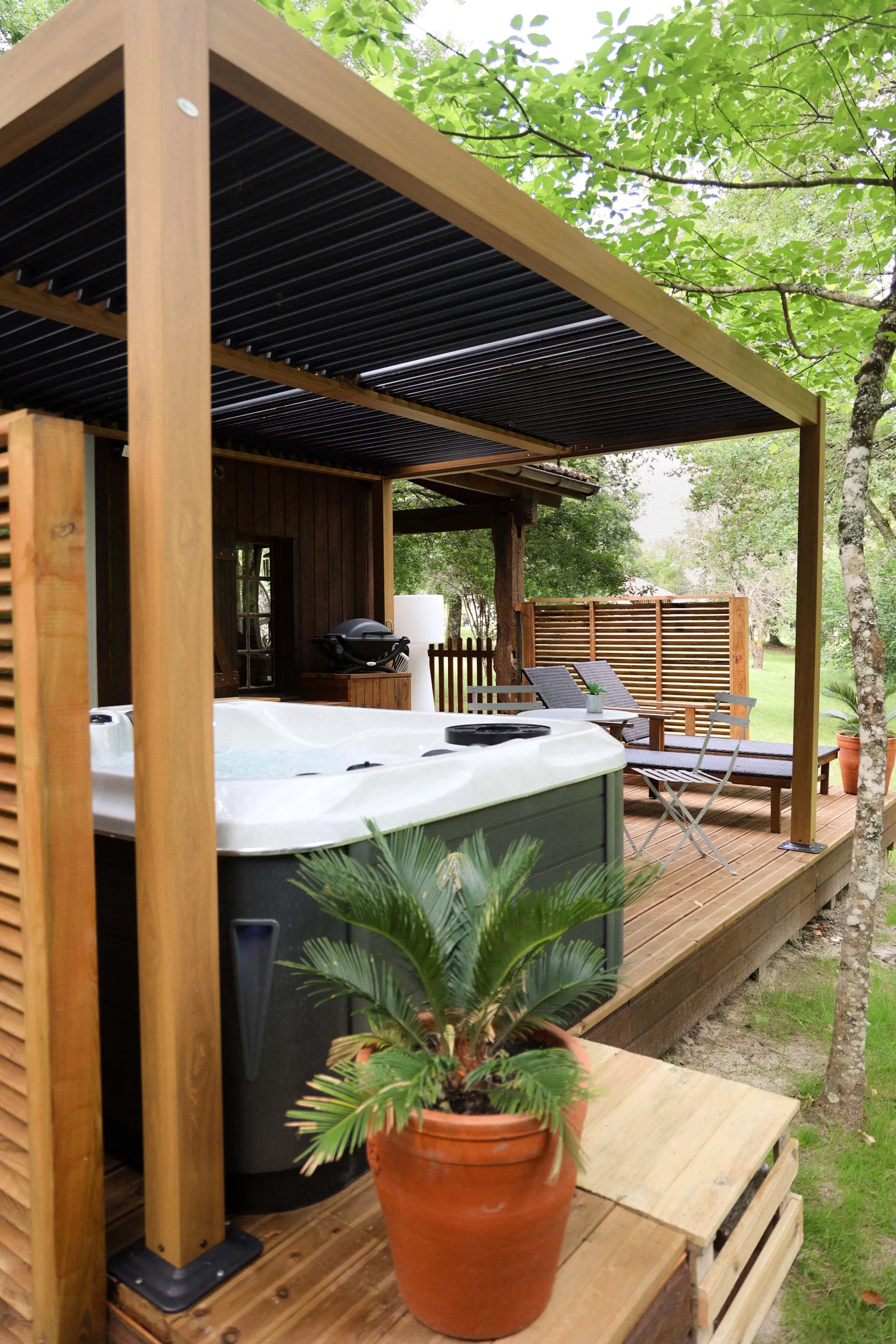 Chalet Romantique & Spa à Marions, photo 6