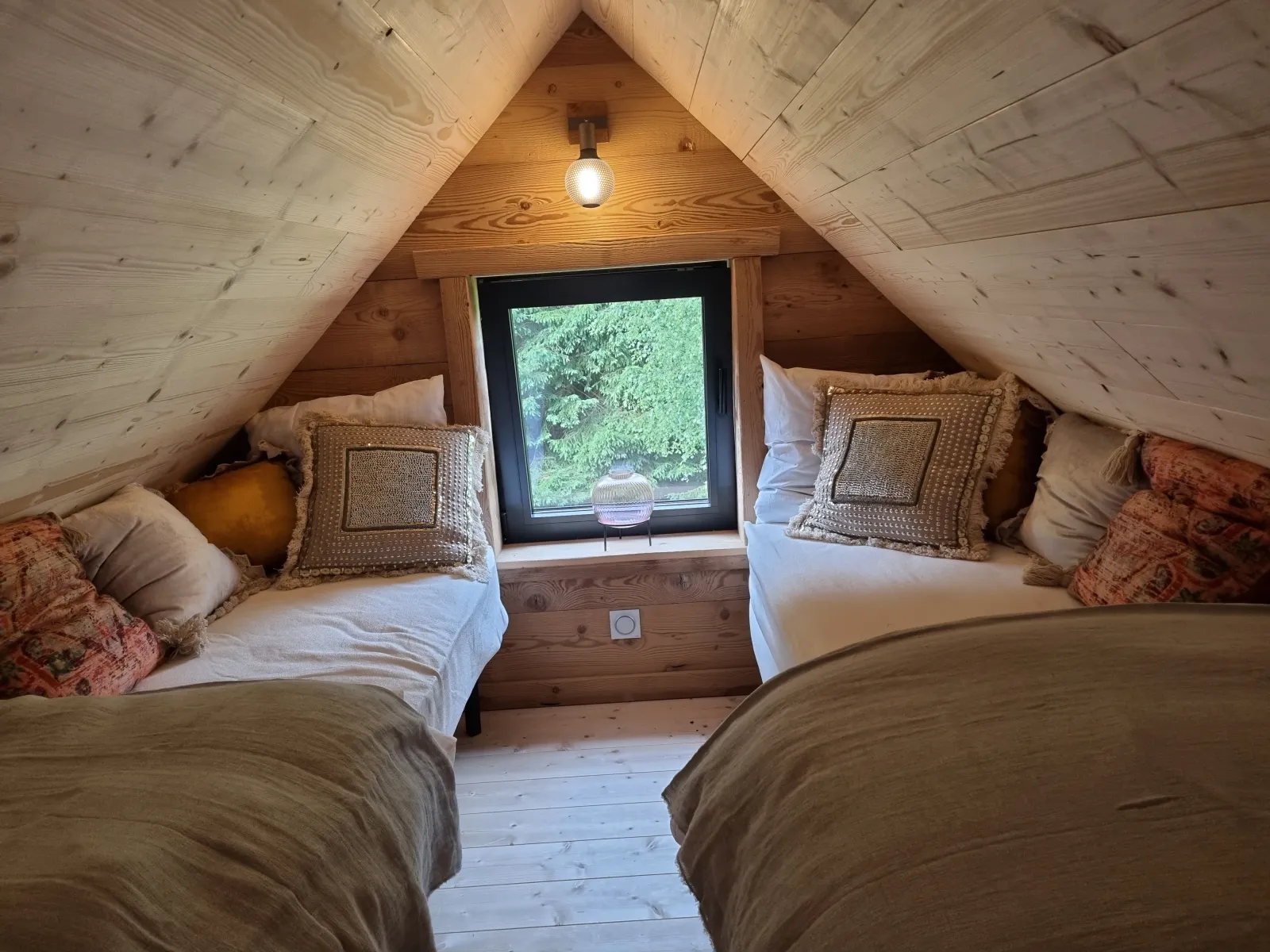 Lodge des Amoureux à Barbey-Seroux, photo 3